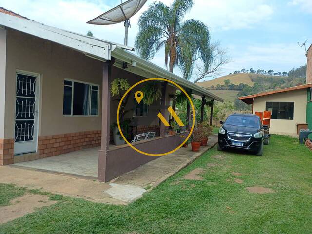 #CA1878 - Casa para Venda em São Bento do Sapucaí - SP - 2