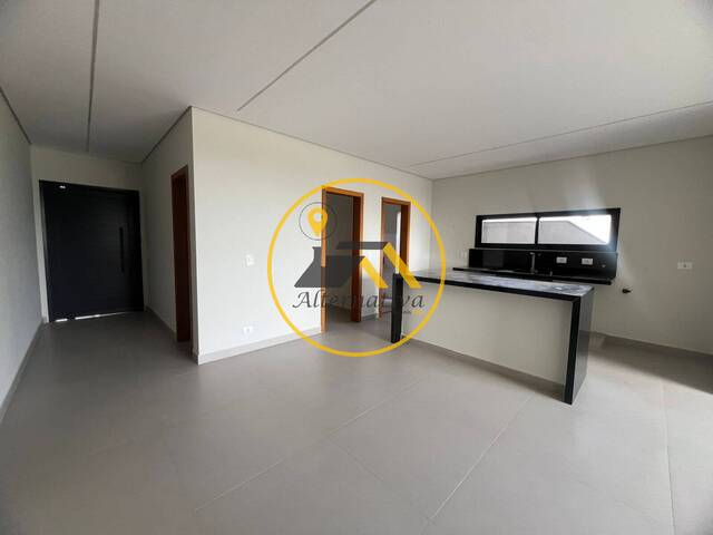 Casa para Venda em São José dos Campos - 5