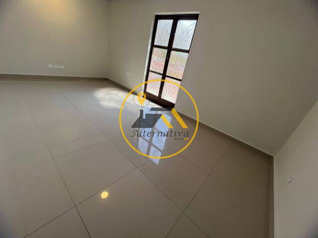 Casa para Venda em São José dos Campos - 4