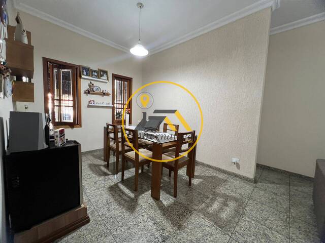 Casa para Venda em São José dos Campos - 4