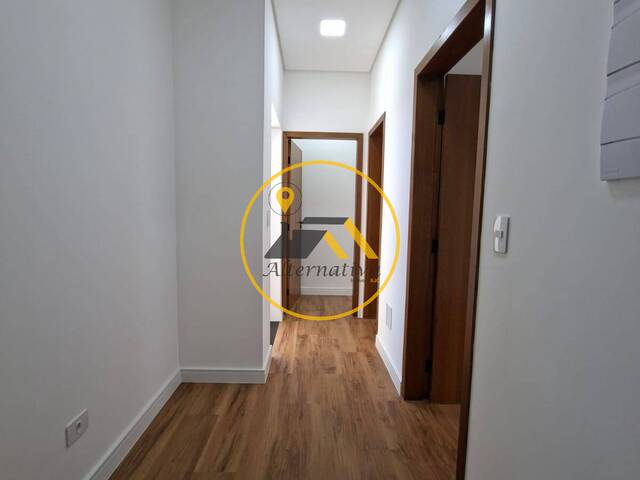 Casa para Venda em São José dos Campos - 4