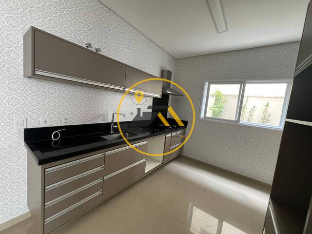 Casa para Locação em São José dos Campos - 5
