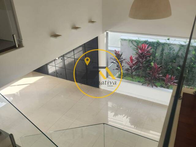 Casa para Venda em São José dos Campos - 4
