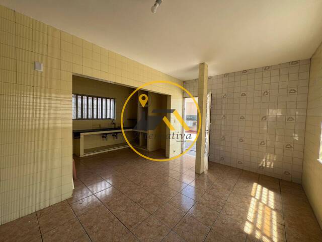 Casa para Venda em São José dos Campos - 4