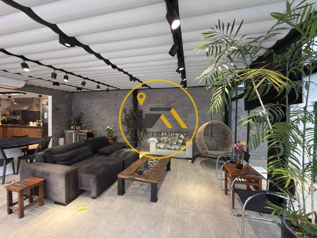 Casa para Venda em São José dos Campos - 2