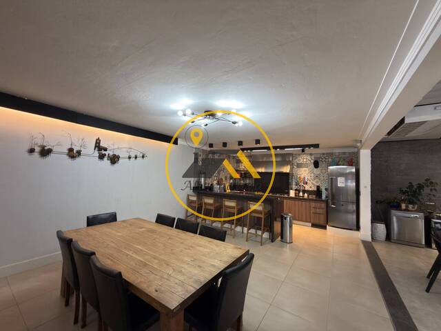 Casa para Venda em São José dos Campos - 4