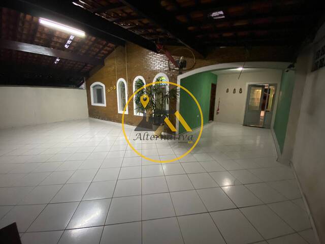 Casa para Venda em São José dos Campos - 3