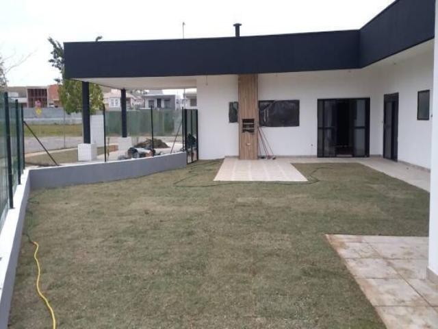 Casa para Venda em São José dos Campos - 3