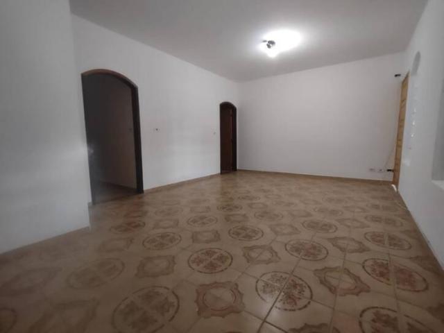 Casa para Venda em São José dos Campos - 4