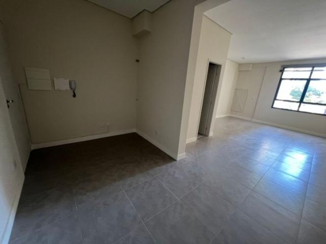 Sala para Venda em São José dos Campos - 4