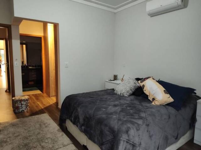 Casa para Venda em São José dos Campos - 5
