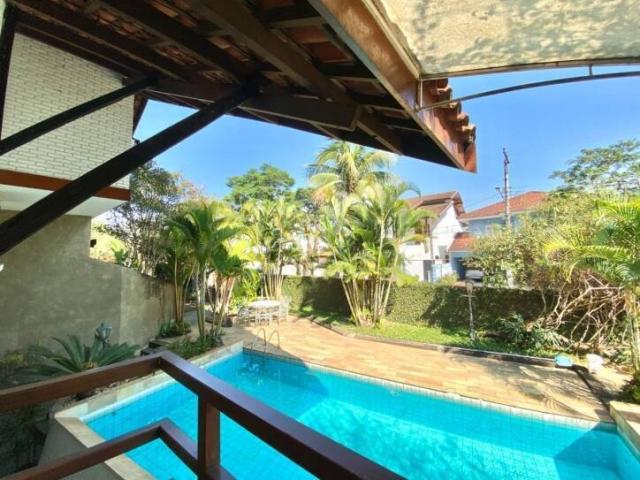 Sobrado para Venda em São José dos Campos - 4