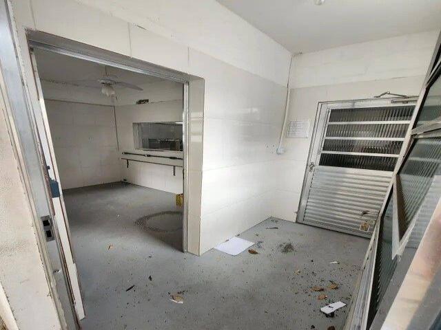 Galpão para Venda em São José dos Campos - 4
