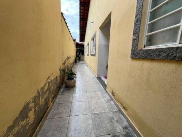 Casa para Venda em São José dos Campos - 4