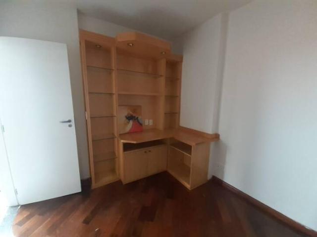 Apartamento para Venda em São José dos Campos - 4
