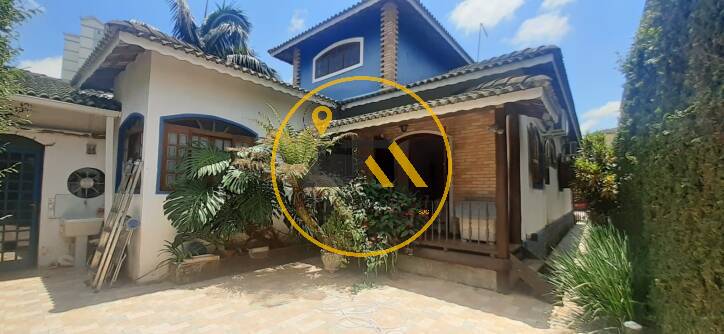Casa, 3 quartos, 255 m² - Foto 1
