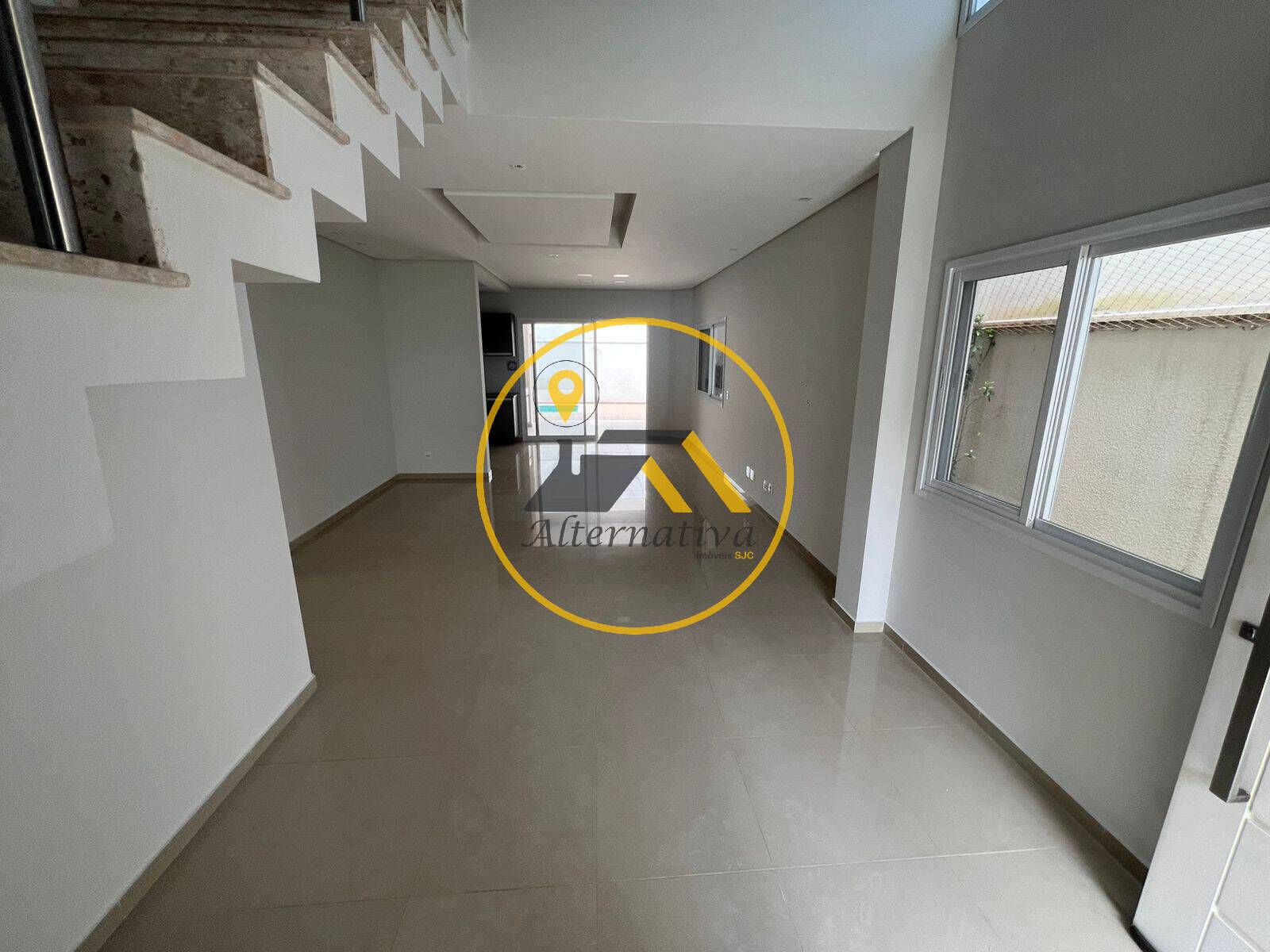 Casa, 4 quartos, 244 m² - Foto 2