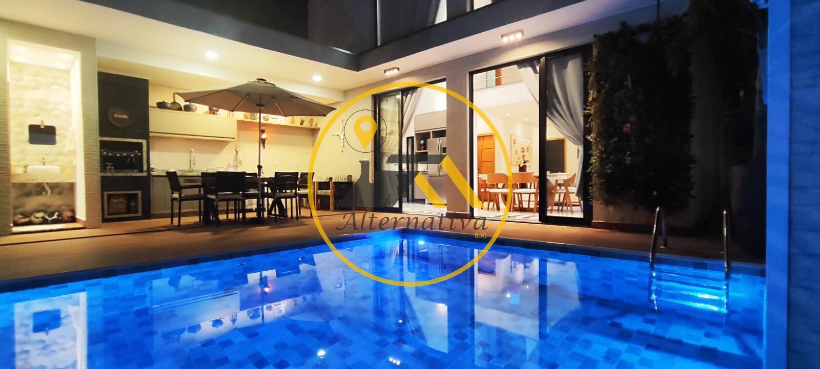 Casa, 3 quartos, 230 m² - Foto 1