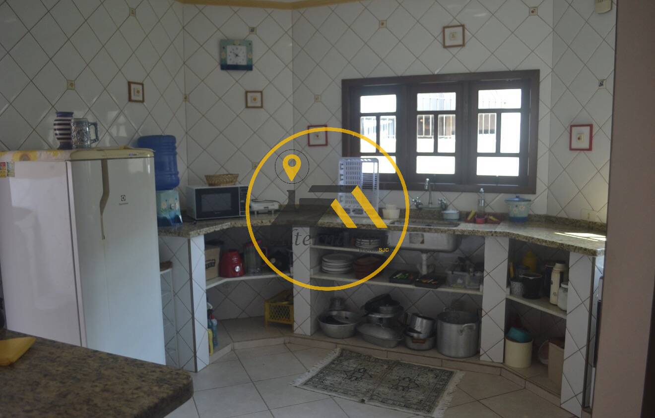 Casa, 4 quartos, 203 m² - Foto 8